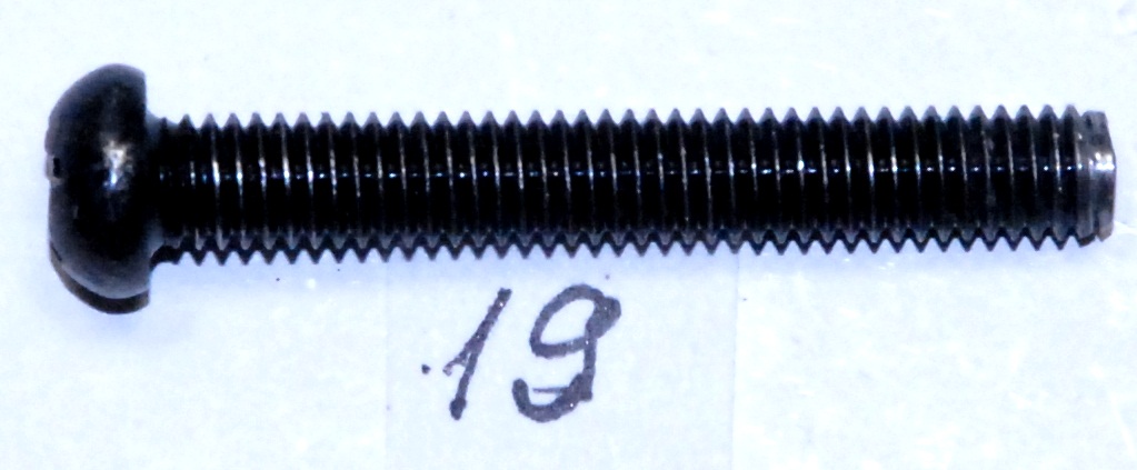 YLQ5630C-130A-19; Болт; <br>(Артикул: 0901020620)